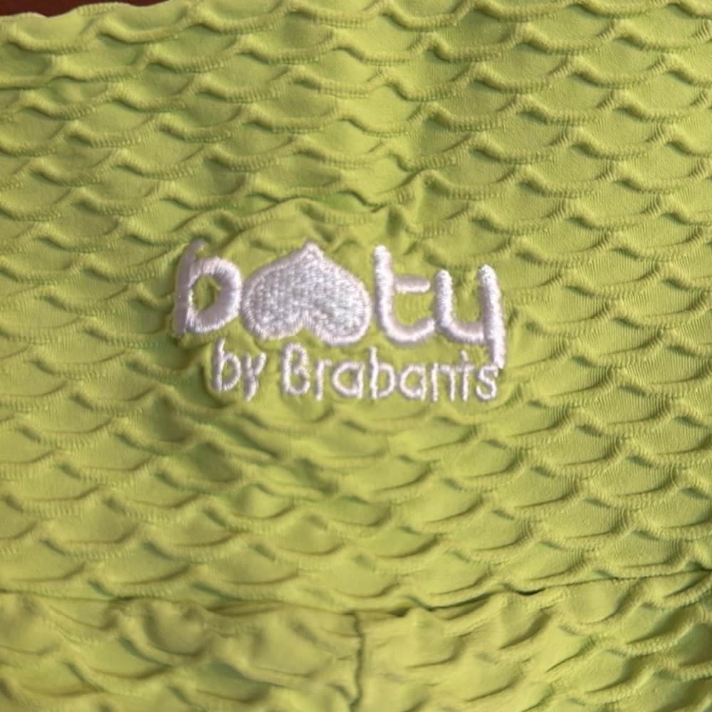 Lime green biker shorts - Picture 2 of 3